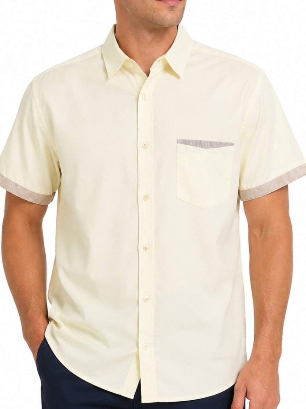NWT Small mens short sleeve dress shirt, front pocket. Casual Business Summer